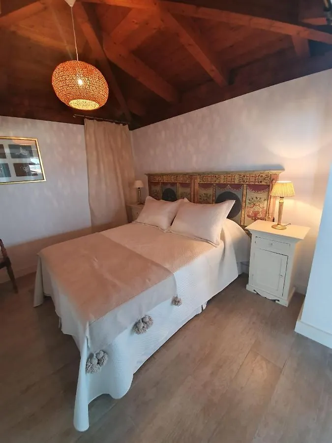 Butterfly Suite Κοραλέχο 0*,